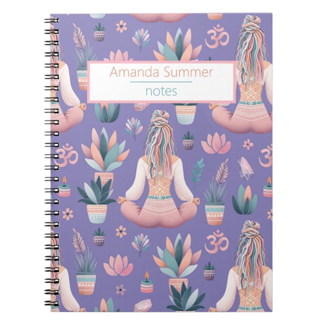 Caderno Espiral Boho Design- Frau mit Dreadlocks- Meditation- OM (Frente)