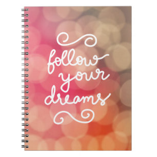 Caderno Espiral Bokeh feminino bonito segue sua tipografia dos