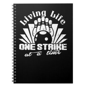 Caderno Espiral Boliches Vivendo A Vida Uma Greve Por Vez Ao arco