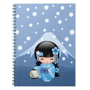 Caderno Espiral Boneca de Kokeshi do inverno - menina de gueixa