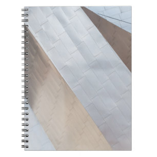 Caderno Espiral Bordo e superfície branca