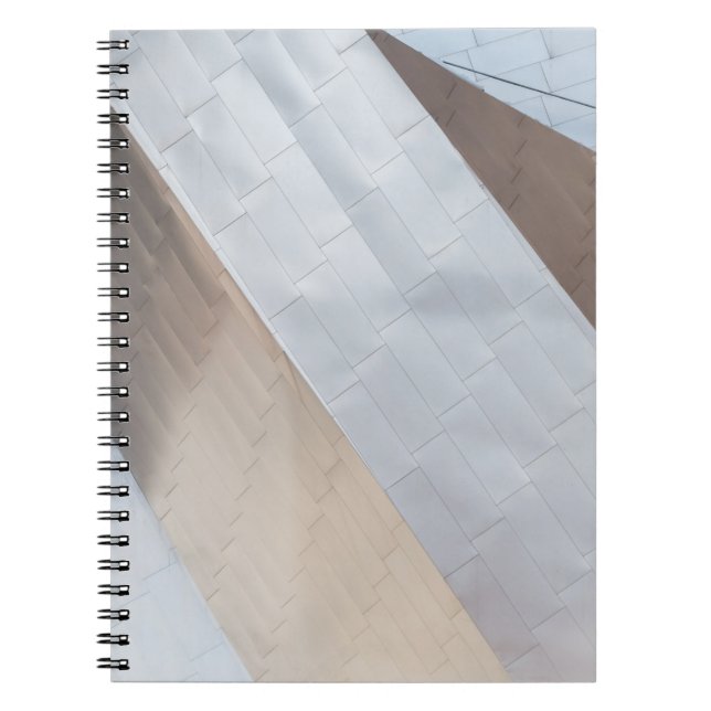 Caderno Espiral Bordo e superfície branca (Frente)