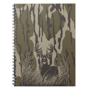 Caderno Espiral Bottomland camo whitetail buck