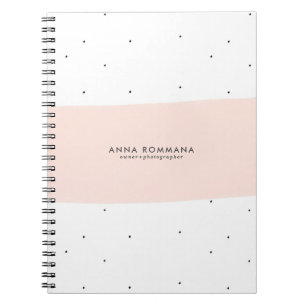 Caderno Espiral Brushstrokes do rosa pastel & do branco de