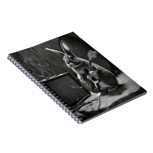 Caderno Espiral Bunny tocando violão (Lado Direito)