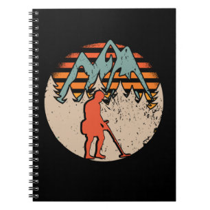 Caderno Espiral Caçador de Tesouros com Detector de Metais Vintage
