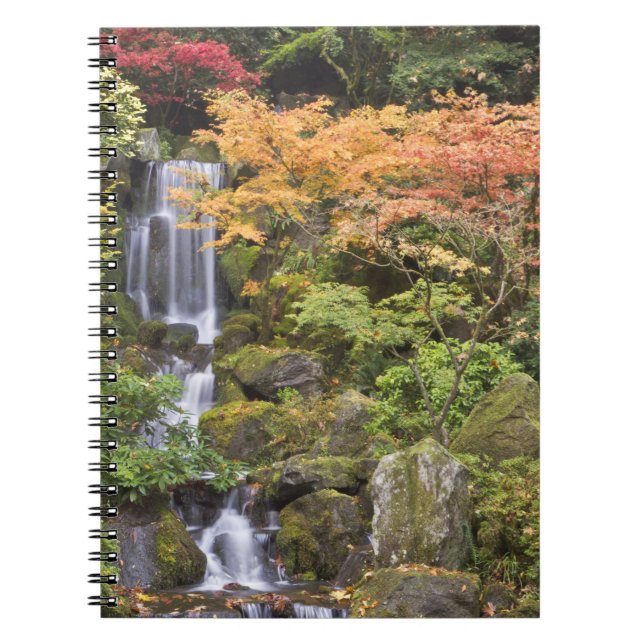 Caderno Espiral Cachoeira Heavenly e cores de outono (Frente)