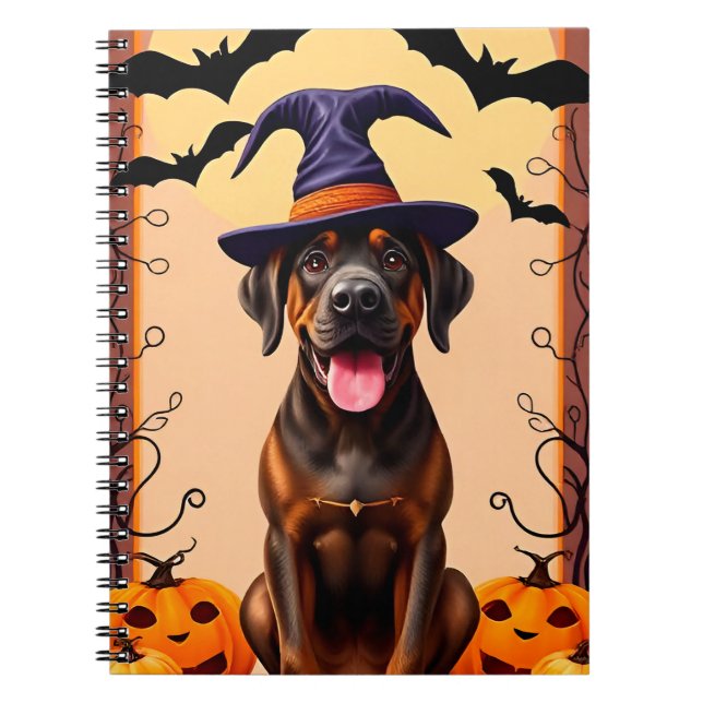 Caderno Espiral Cachorro Adorável Usando Chapéu de Bruxa (Frente)