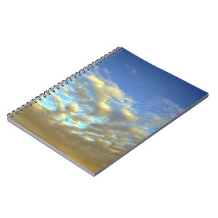 Caderno Espiral Camada dourada da nuvem e céu azul