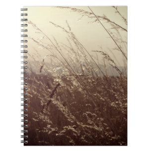 Caderno espiral campo de grama
