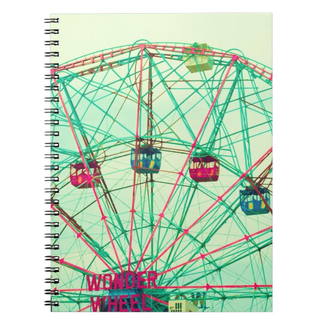 Caderno Espiral Carnaval de Verão de Pop (Frente)