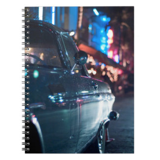 Caderno Espiral Carro vintage da movimentação do oceano