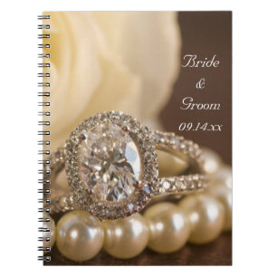 Caderno Espiral Casamento de Oval Diamond Ring e Rose Branca
