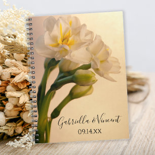 Caderno Espiral Casamento de primavera de Daffodils Duplos Brancos
