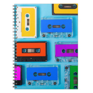 Caderno Espiral Cassete Retroativa: Coleção de Fundo Azul