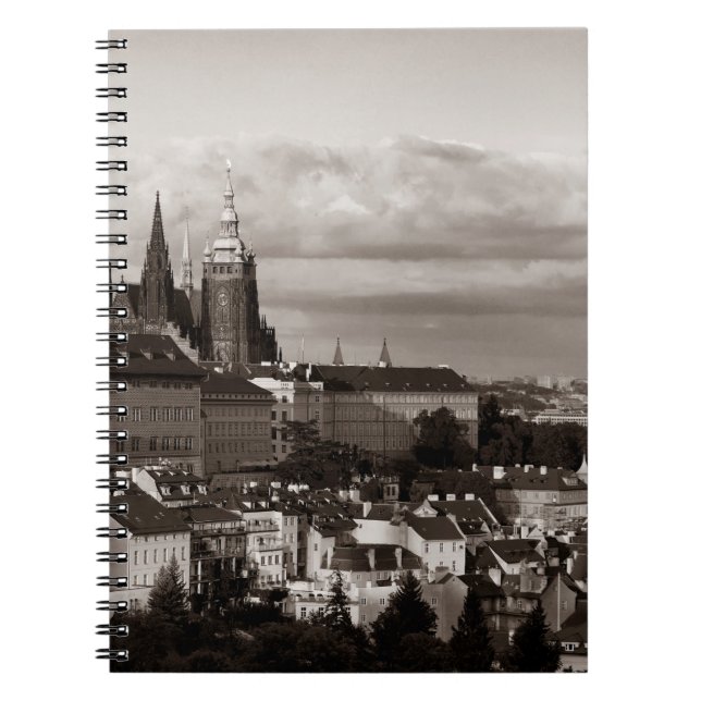 Caderno Espiral Castelo de Praga com Catedral Santo Vitus em Tchec (Frente)