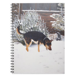 Caderno Espiral Cena de neve de inverno com preto giro e cão bronz