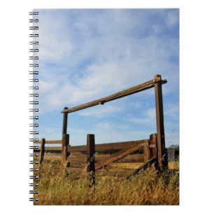 Caderno Espiral Cercas no campo
