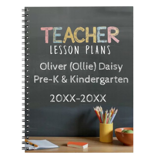 Caderno Espiral Chalkboard-Style Teacher Lesson Plan Notebook (Frente)