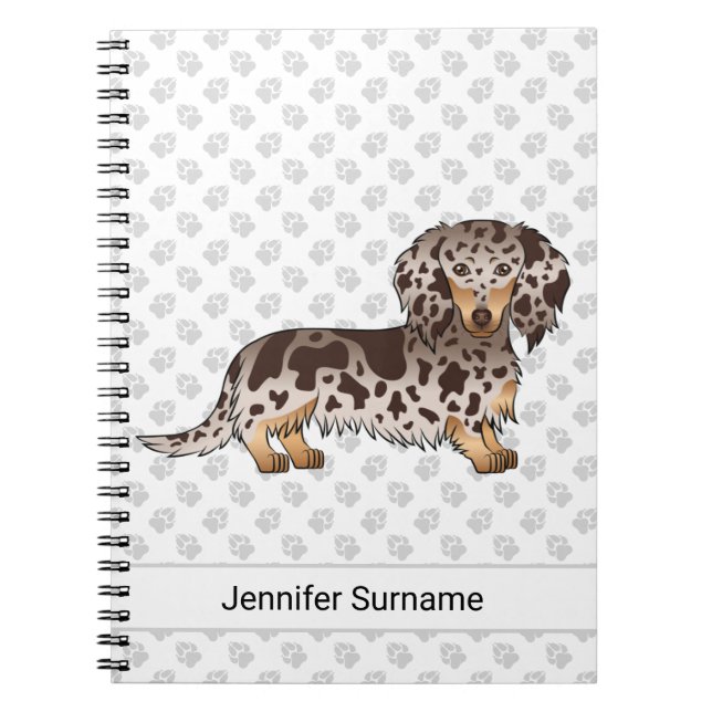 Caderno Espiral Chocolate & Tan Dapple Long Hair Dachshund & Text (Frente)