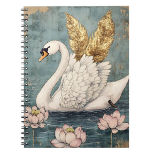 Caderno Espiral cisne majestoso com asas douradas flutua na água