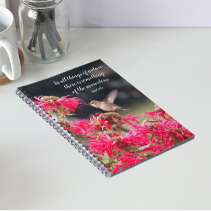 Caderno Espiral Citação Filosófica de Aristóteles sobre Beija-flor