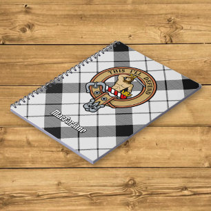 Caderno Espiral Clan MacFarlane Crest sobre Tartan Preto e Branco