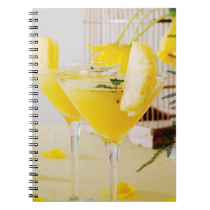 Caderno Espiral Cocktail de Fresca de abacaxi e gengibre
