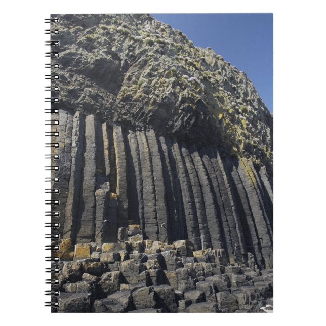 Caderno Espiral Colunas Basalt por Caverna de Fingal, Staffa, desl (Frente)
