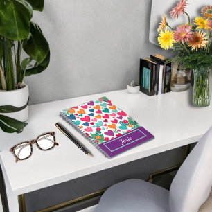 Caderno Espiral Corações coloridos personalizados