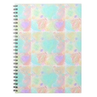 Caderno Espiral Corações Pintados por Pastel