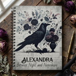 Caderno Espiral Corvo Preto Gótico Floral Raven Academia Sombria