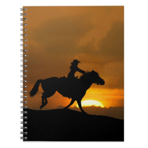 Caderno Espiral Cowgirl no País Corredor do Oeste
