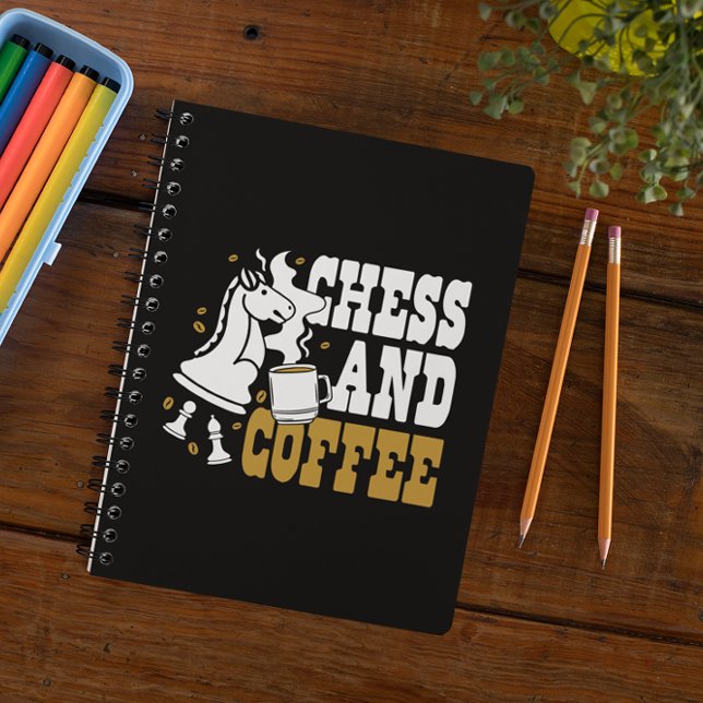 Caderno Espiral Cute Chess and Coffee Chess Lover Knight Art (Cute Chess and Coffee Chess Lover Knight Art Notebook)