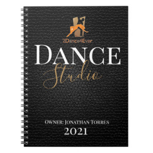 Caderno Espiral Dance studio, script personalizado de couro preto