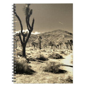 Caderno Espiral Deserto vagueando no notebook Sepia