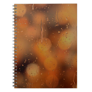 Caderno Espiral Desfocamento da luz da chuva nos fundos
