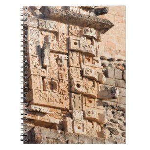 Caderno Espiral Detalhe de pirâmide do mágico, Iucatão, México