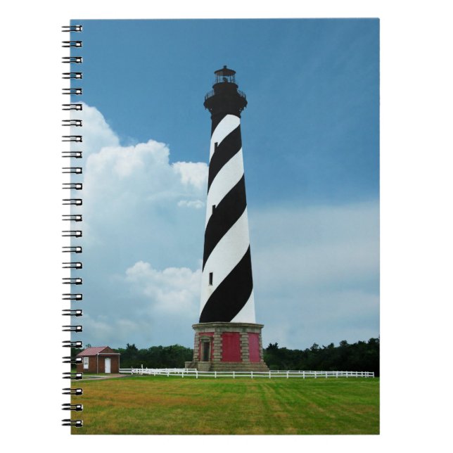 Caderno Espiral Diário de Escrevendo do Farol Cape Hatteras (Frente)