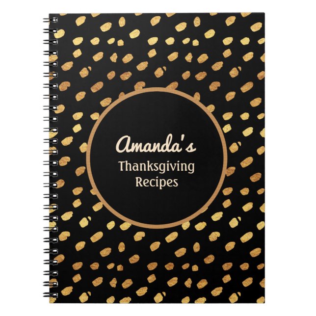 Caderno Espiral Diário de Monograma Preto e Dourado Personalizado (Frente)