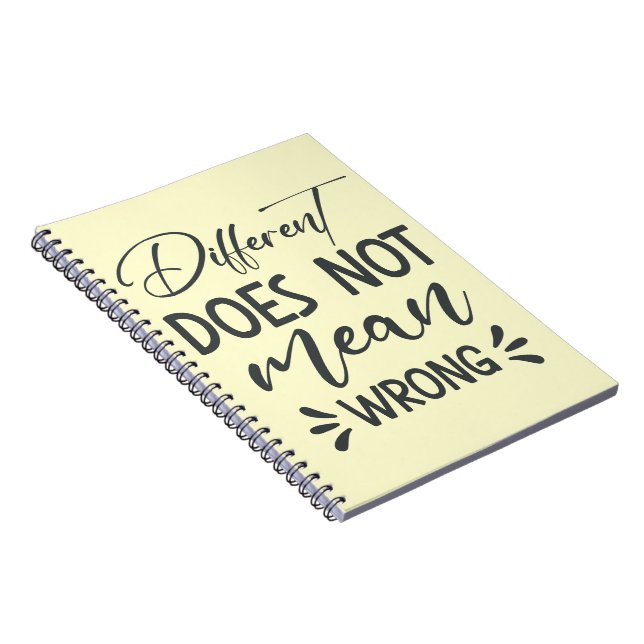 Caderno Espiral Diferente Não Significa Errado (Lado Direito)