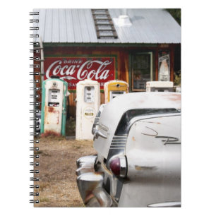 Caderno Espiral Dixon, Novo México, Estados Unidos. Carro antigo