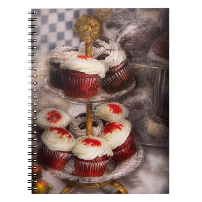 Caderno Espiral Doce - Quanto custa aquele bolo na vitrine (Frente)