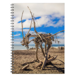 Caderno Espiral Driftwood trabalho de arte em Hokitika Beach, Nova