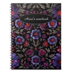 Caderno Espiral Elegância Escura: Padrão Floral Preto e Roxo