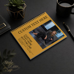 Caderno Espiral Elegante Imagem de Texto Amarelo Mostarda Personal