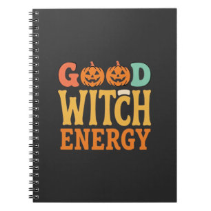 Caderno Espiral Energia de Boa Bruxa no Design de Abóbora de Hallo