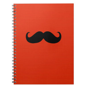 Caderno Espiral Engraçado bigode preto no fundo vermelho-alaranjad