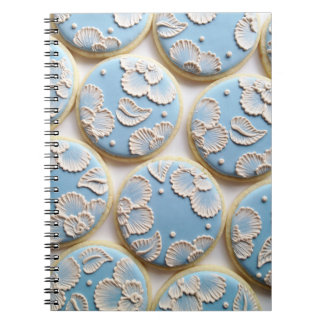 Caderno Espiral Escova azul biscoitos bordados