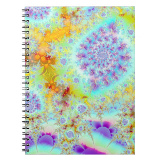 Caderno Espiral Escudos violetas dourados do mar, oceano abstrato